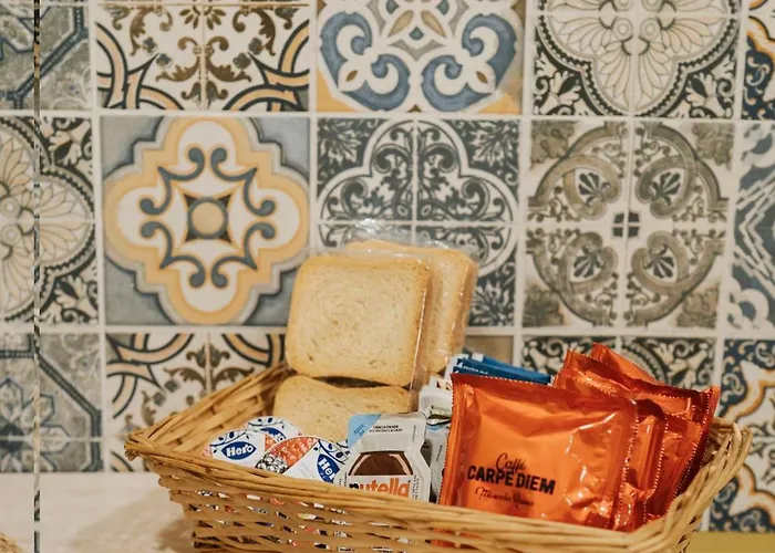 Casa De Curtis Neapol