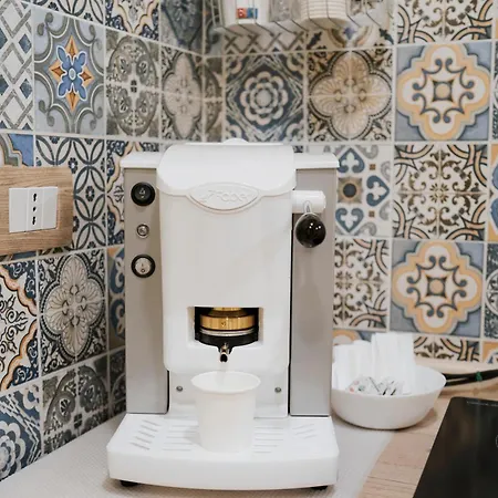 Casa De Curtis * Неаполь